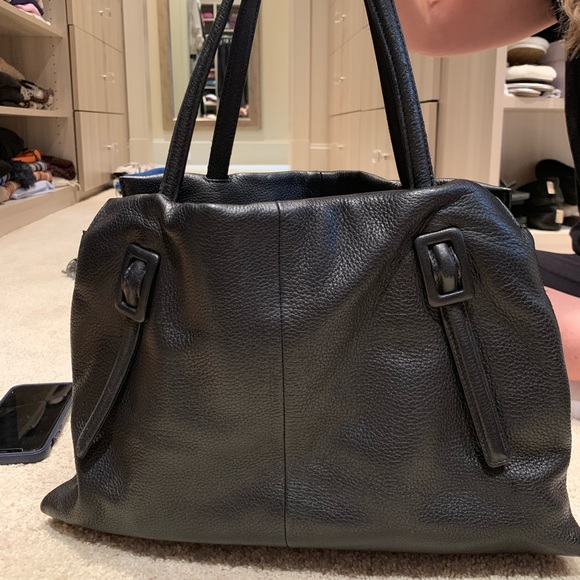 Roger Vivier Handbags - Roger Vivier Black Leather Tote